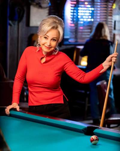Annie Potts Measurements, Bio, Age, Weight, and Height