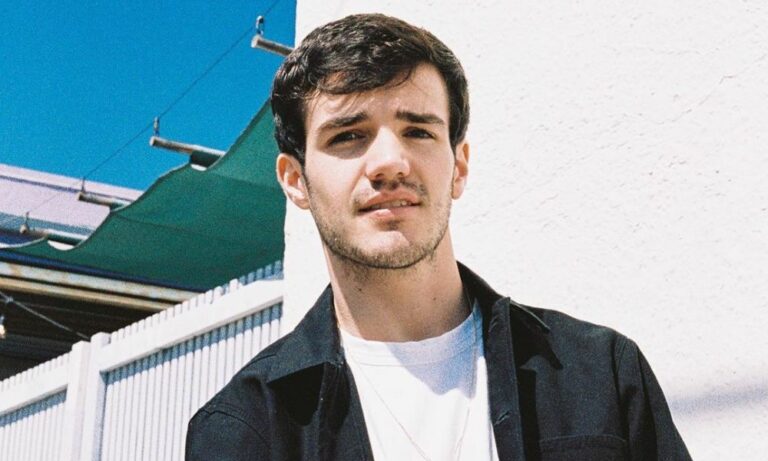 Aaron Carpenter Measurements, Bio, Age, Weight, and Height