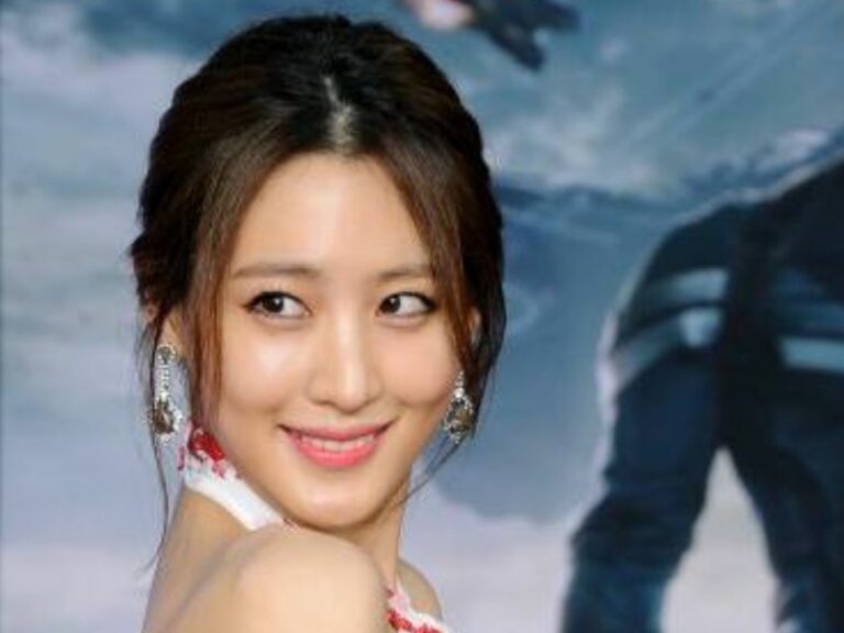 Claudia Kim Measurements, Bio, Age, Weight, and Height